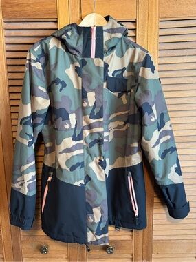 Camo Snowboard Jacket
